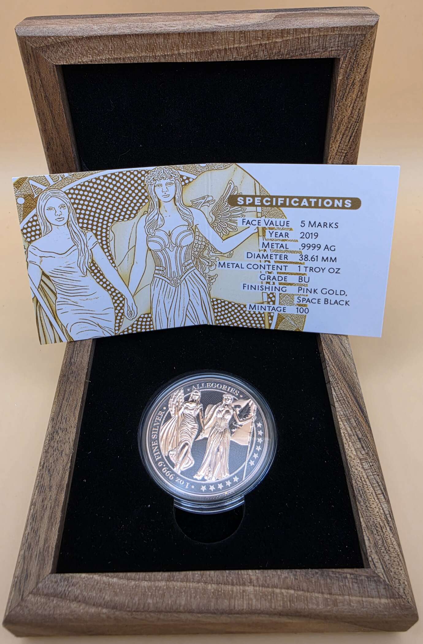 ermania Mint 2019 – The Allegories | Columbia & Germania | Space Black & Pink Gold | 1 oz Silber | 5 Mark – Bild 4