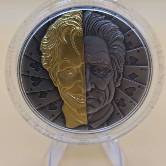„Niue 2021 MASK 2 oz Silber High Relief mit Vergoldung“